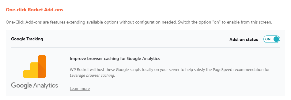 Panel de configuración del complemento One-Click de WP Rocket para Google Tracking mostrando la opción de almacenamiento en caché de Google Analytics activada.